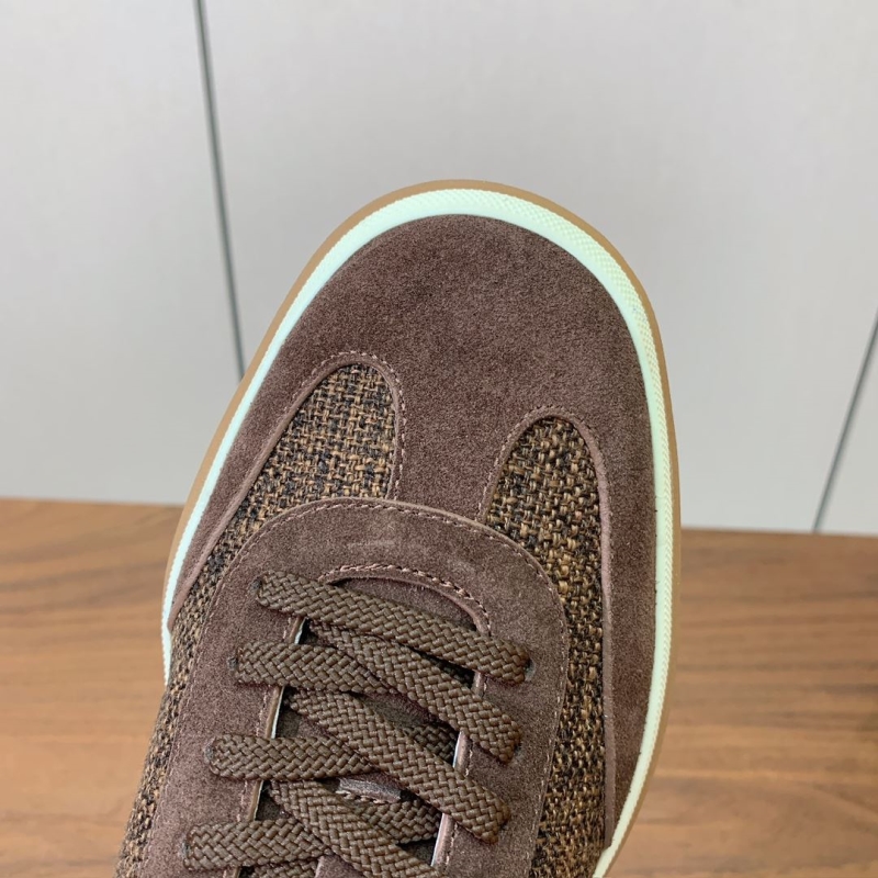 L0r0 P1ana sneakers